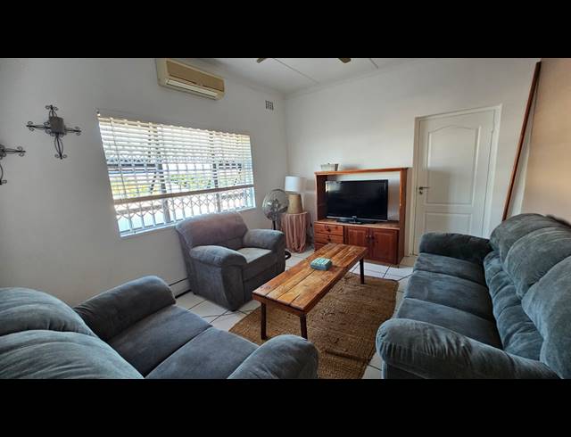 4 BEDROOM HOUSE FOR SALE IN FAIRVIEW
